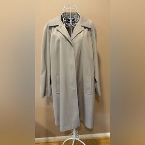 Gallery Beige Water Resistant Trench Raincoat Size Large Quiet Luxury